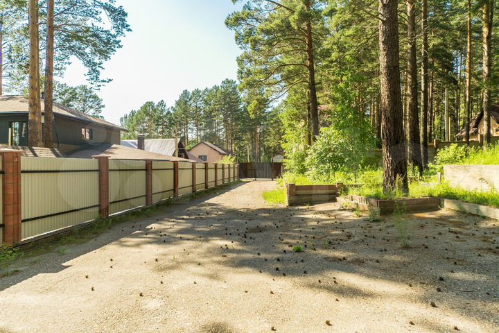 Дом 290 м² на участке 20 сот.