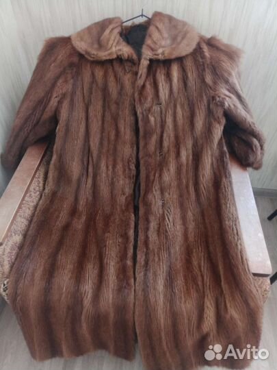 Продам 2 шубы