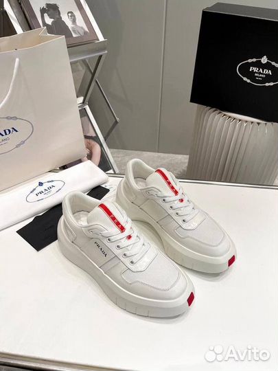 Обувь Prada для успешных мужчин