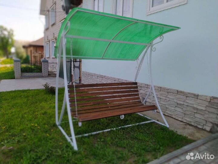 Садовые качели новые