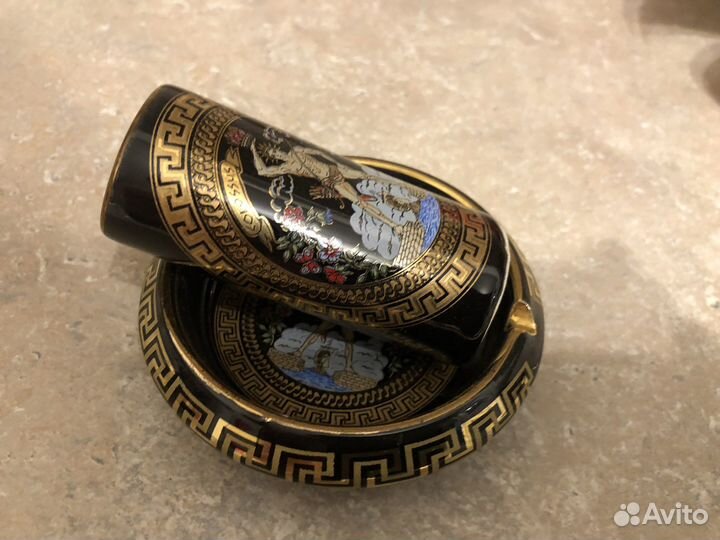 Набор Пепельница и подставка для зажигалки