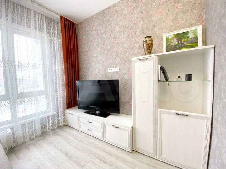 1-к. квартира, 52 м², 5/17 эт.