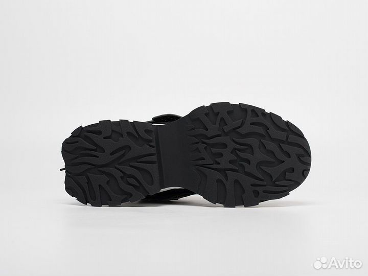 Кроссовки Louis Vuitton цвет Черный