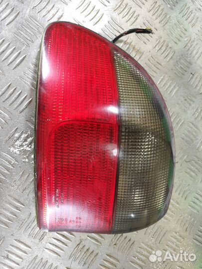 Фонарь задний левый Opel Omega B
