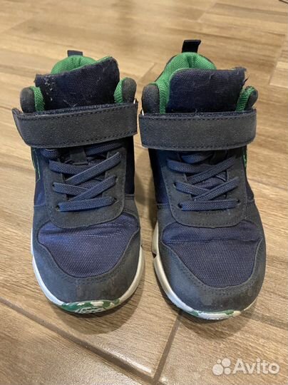 Кроссовки детские