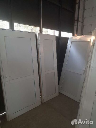 Двери пластиковые