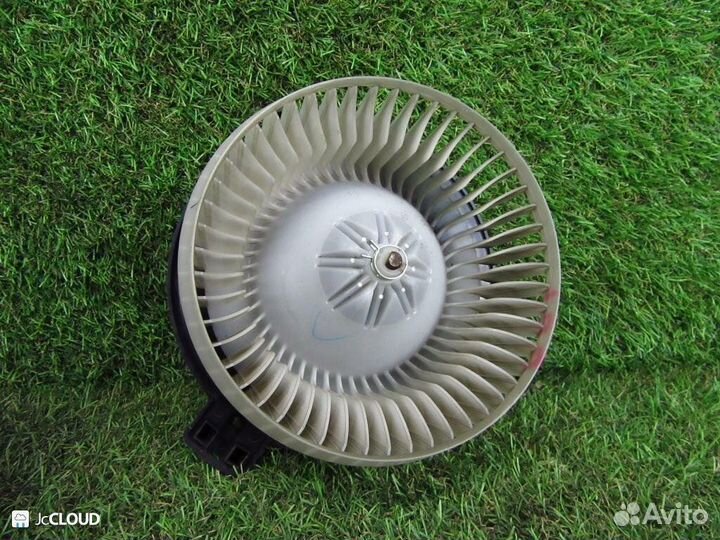 Мотор печки на honda odyssey RB1 K24A