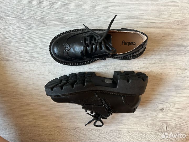 Полуботинки броги Betsy