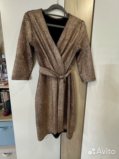 Платье женское