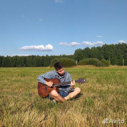 Преподаватель по гитаре