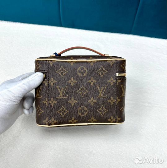 Косметичка женская Louis Vuitton