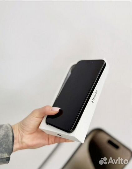 iPhone 15 Pro, 256 ГБ