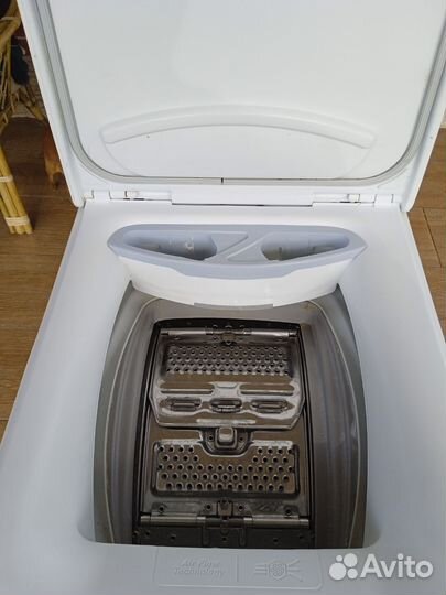 Стиральная машина с вертикальной загрузкой