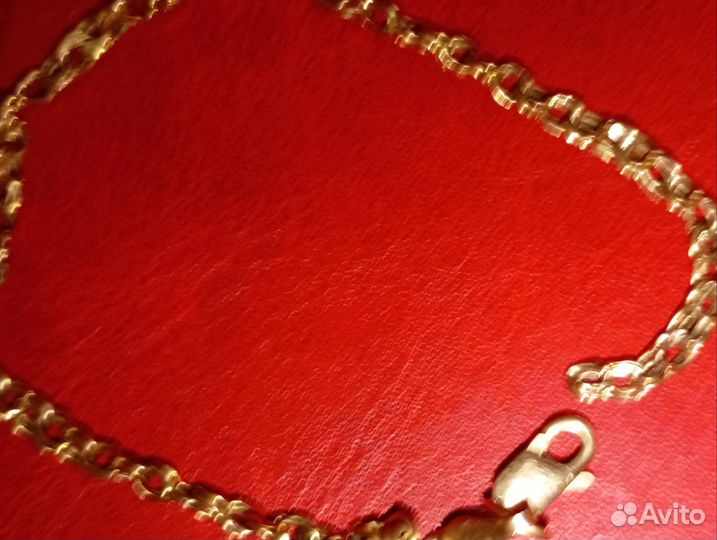 Золотой браслет
