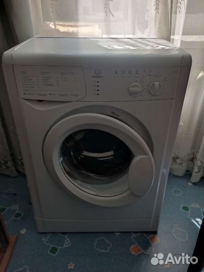 Стиральная машина indesit wisl92 бу