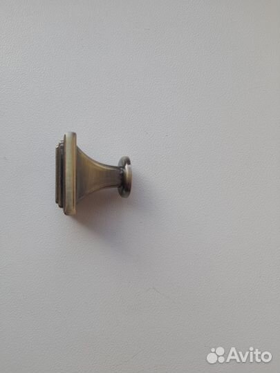 Ручка мебельная новая металлическая