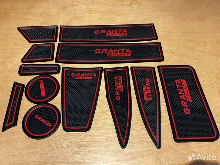 Силиконовые коврики панели приборов LADA Granta