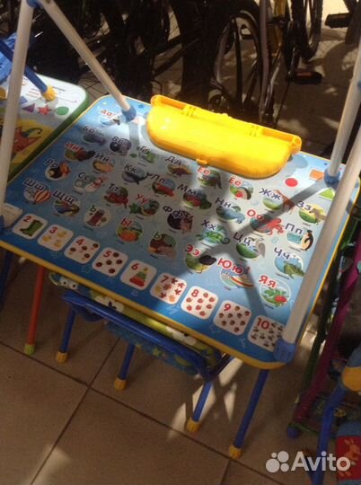 Комплект детской мебели стол и стульчик