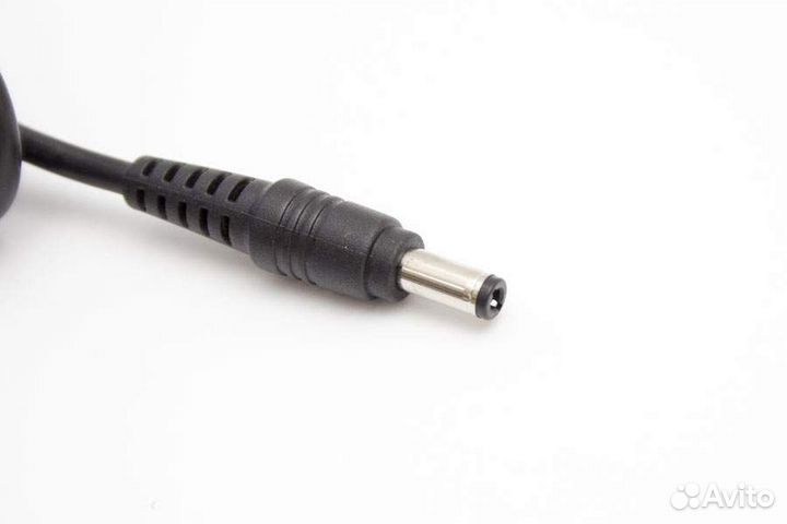 Зарядное устройство 12V 5A (60W) 5.5x2.5мм