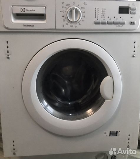 Сломаная стиральная машина