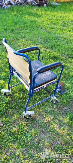 Стул мобильный складной инвалидный на колесах