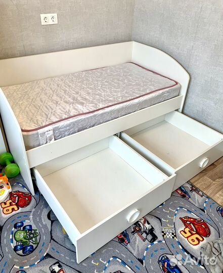 Кровать детская