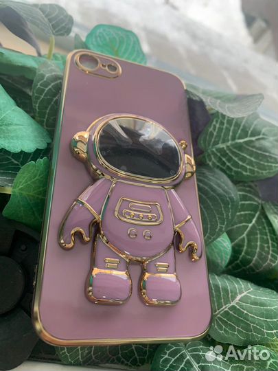 Чехол на iPhone 7