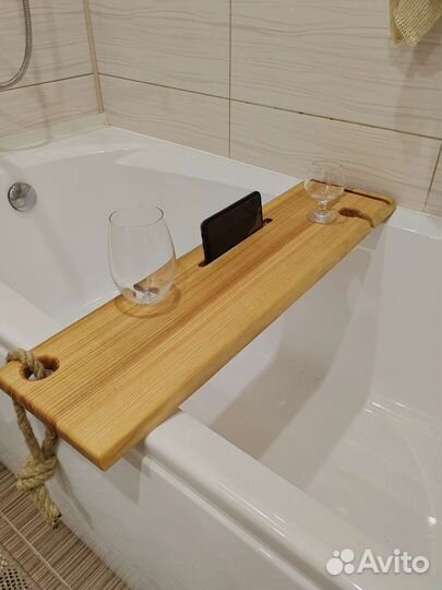 Полка столик для ванной комнаты с подстаканниками