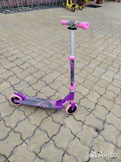 Самокат детский для девочки бу