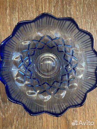 Ваза для фруктов на ножке цветное стекло СССР