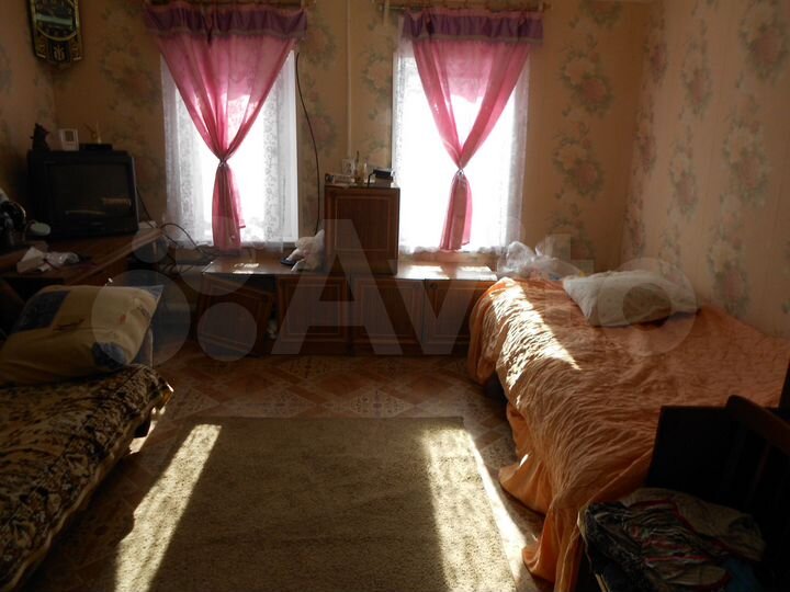 Дом 30 м² на участке 10 сот.