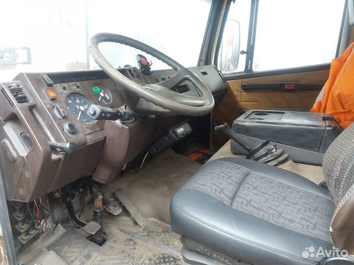 Mercedes-Benz 814, 1991