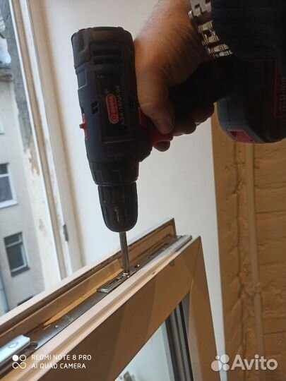 Ремонт окон пвх Установка москитных сеток