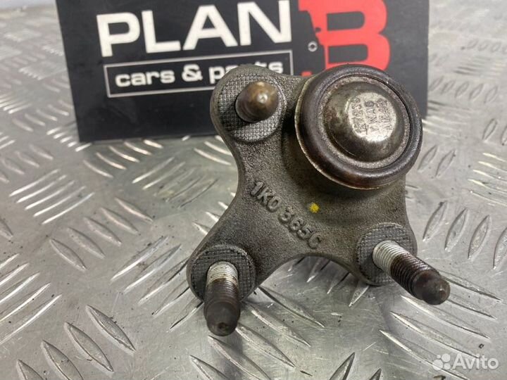 Шаровая опора передняя левая Volkswagen Golf MK5