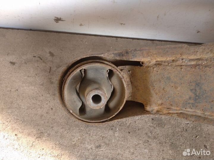 Рычаг продольный задний левый Chery Fora (A21)