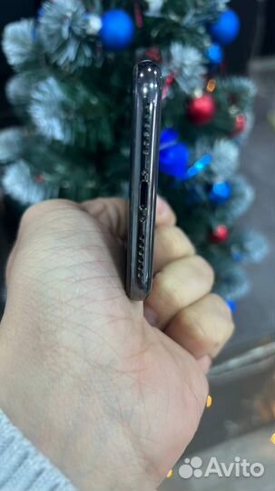 iPhone X, 64 ГБ