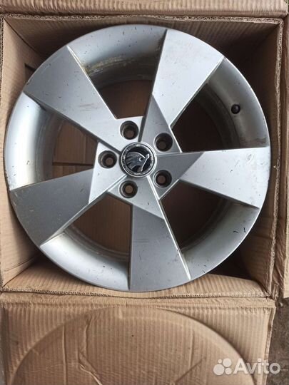 Диски оригинальные Skoda Octavia R17