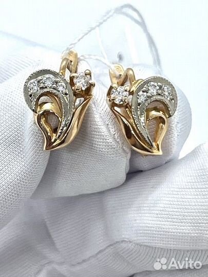 Серьги с синтетическим камнем Золото