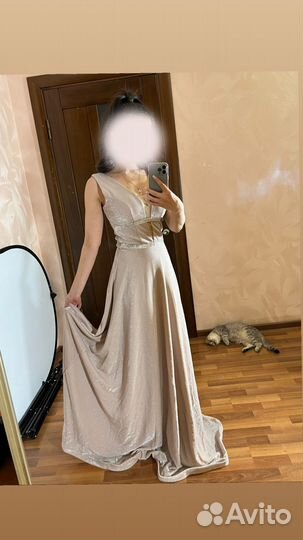 Вечернее платье