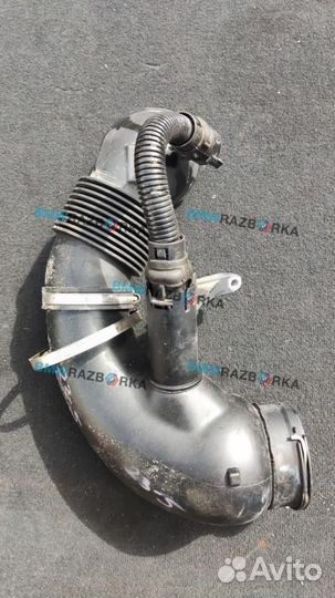 Патрубок чистого воздуха (к турбине) BMW 5 7803843