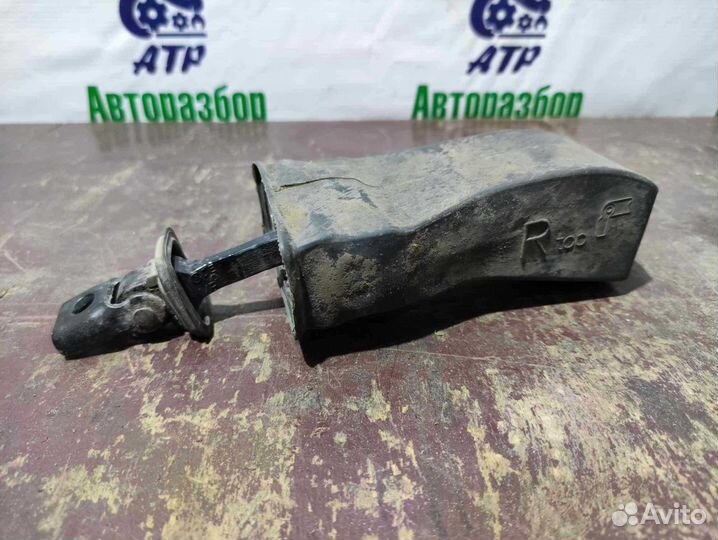 Ограничитель двери передней Volkswagen Polo