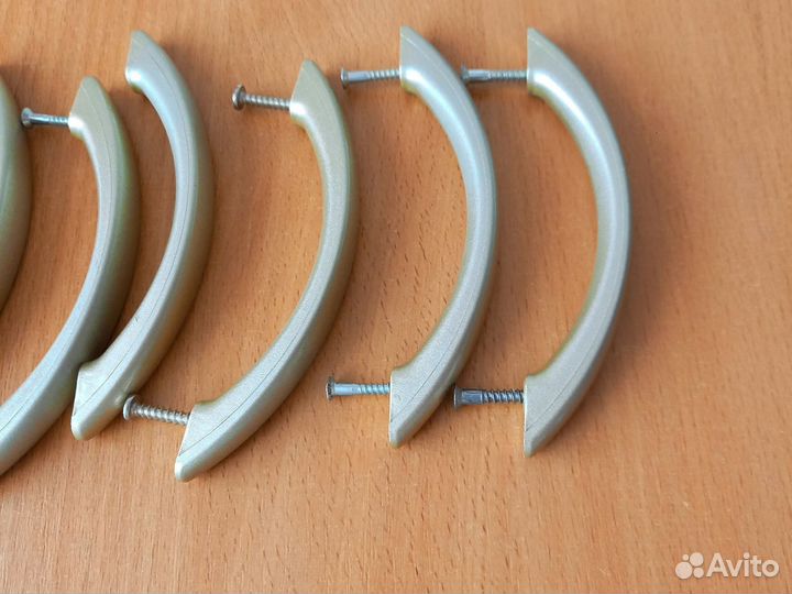 Мебельные ручки