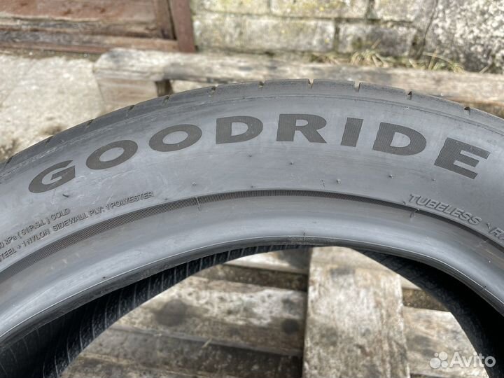 Goodride ZuperEco Z-107 215/50 R17