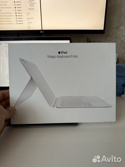 Apple Magic Keyboard folio для iPad 10