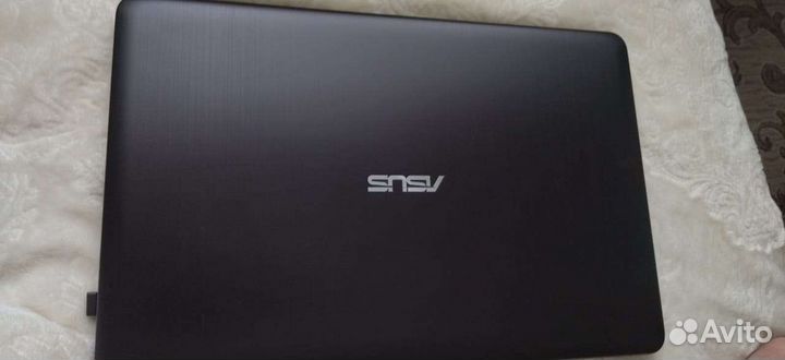 Ноутбук asus x540y