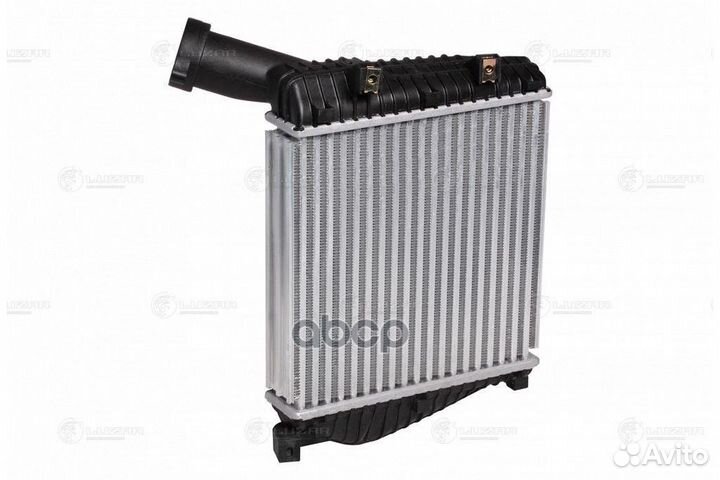 Интеркулер VW touareg I/II 02- левый lric1855 L