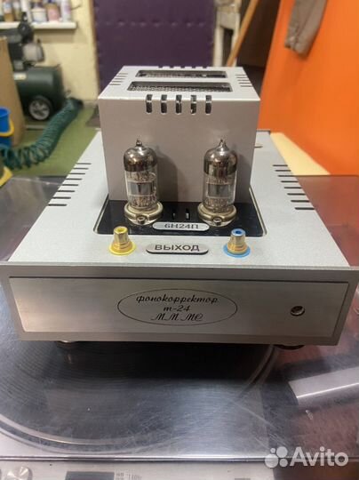 Виниловый проигрыватель фонокорректор