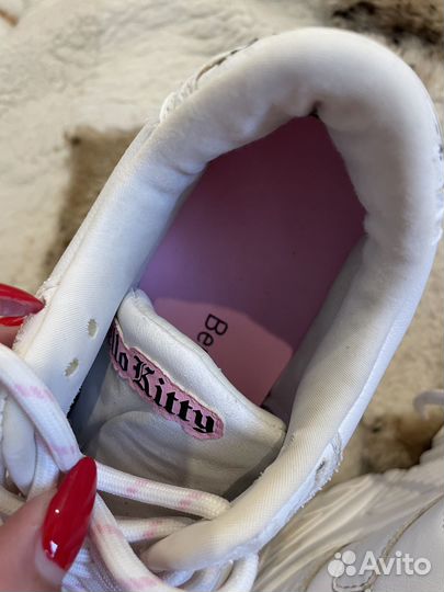 Кроссовки Bershka Hello kitty