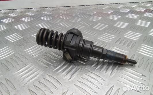 Форсунка дизельная volkswagen transporter T5 (OEA2