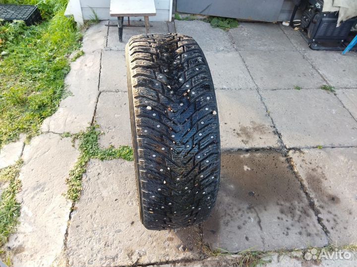 Nokian Tyres R-Truck Drive 215/55 R17
